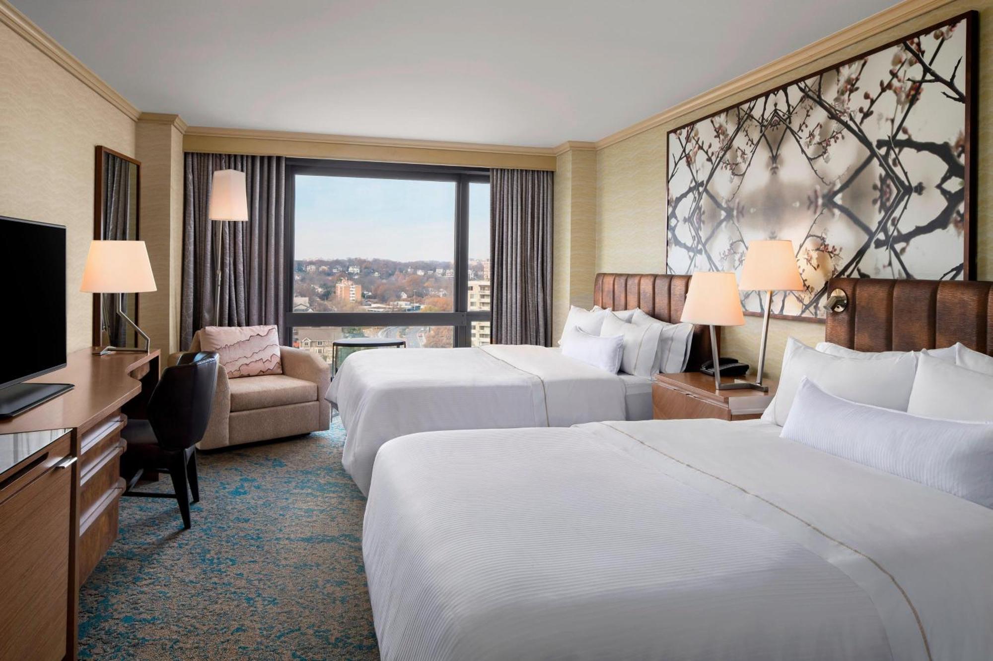 The Westin Crystal Reagan National Airport Hotel 4*